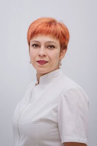Середа Ирина Владимировна администратор клиники, медицинская сестра стоматологии «Доктор Дент» город Изобильный